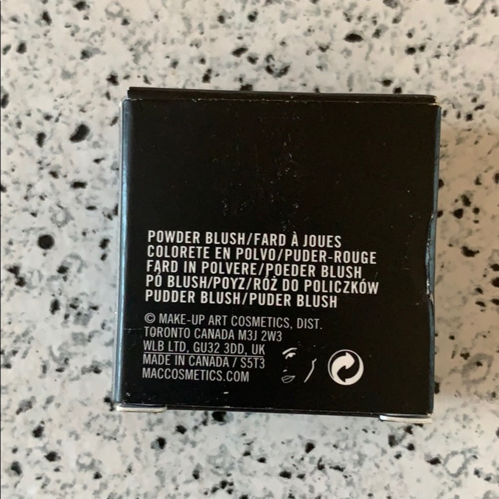 NWT MAC Cosmetics News Flash! Powder Blush - Picture 5 of 8